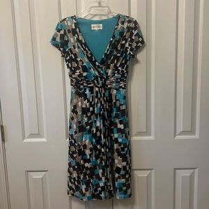 EUC studio I dress size small turquoise geometric print